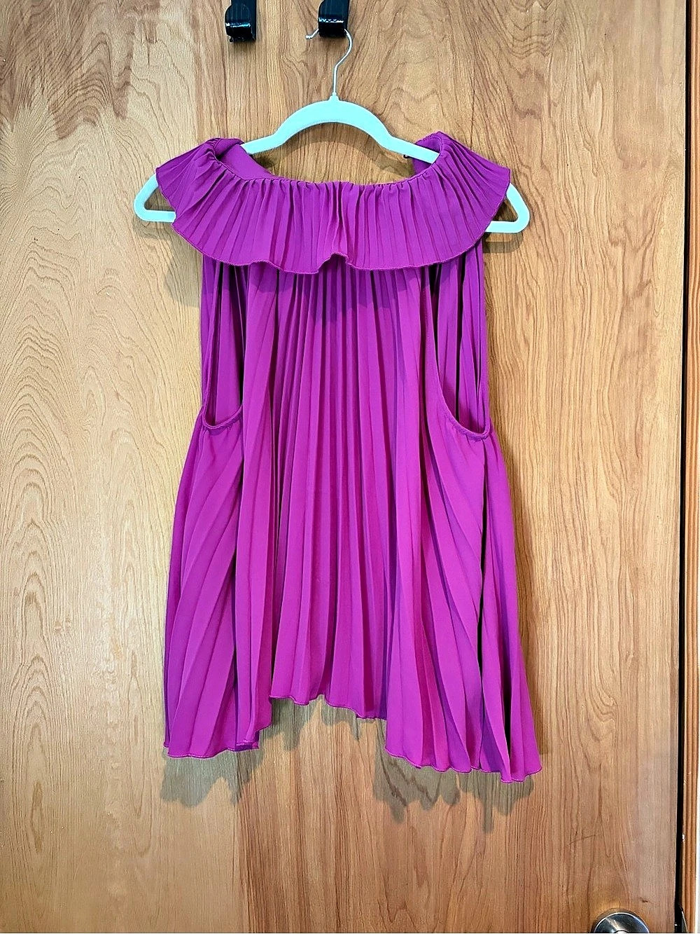 Glam Magenta Pleated Top Size Medium